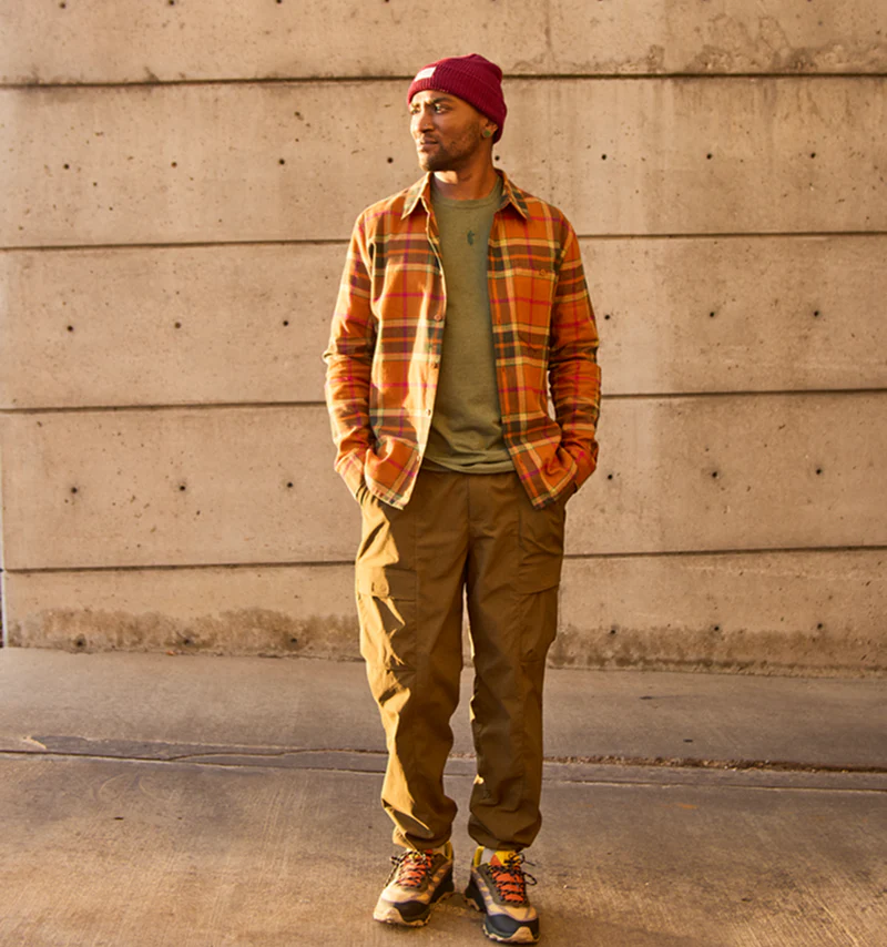 Quedo Flannel Shirt - Men's - Image 24